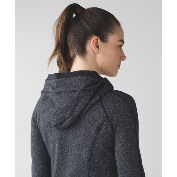 Lululemon Think Fast Hoodie Heather Gray Stretch Athletic Size Med - Picture 3 of 14